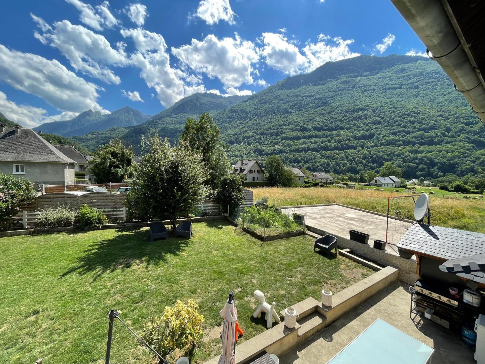 Bel Appartement Dans Residence Cheminee /Jardin Luz-Saint-Sauveur Exterior photo